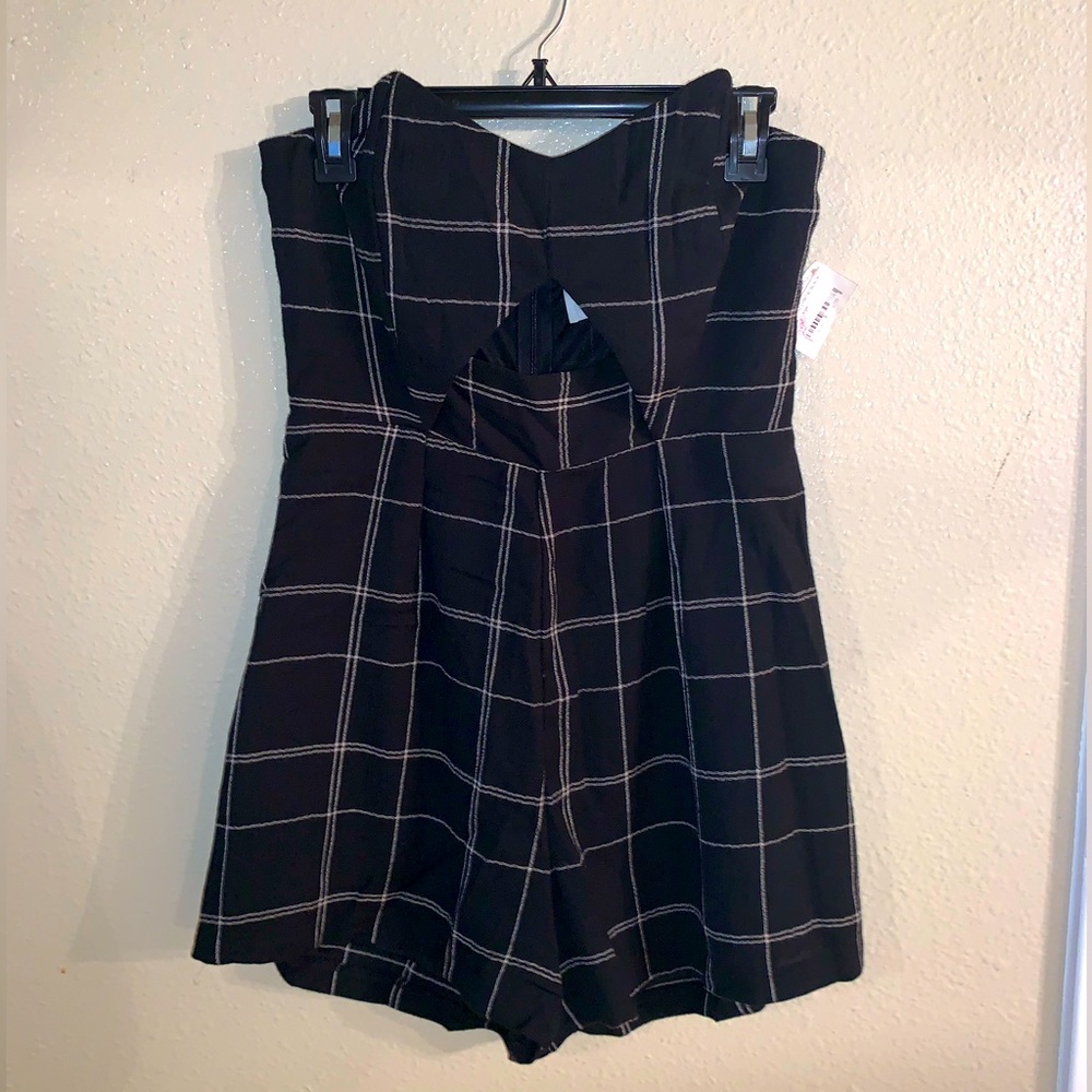 NEW The Impeccable Pig Short Strapless Romper Size Large.
